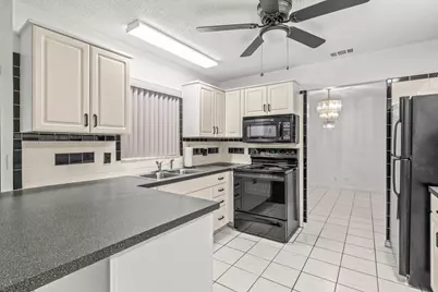 179 Dove Circle, Royal Palm Beach, FL 33411 - Photo 21