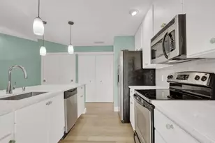 9303 Chapman Oak Ct, Palm Beach Gardens, FL 33410 - Photo 13