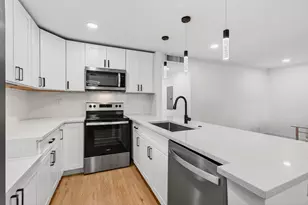 449 Normandy J, Delray Beach, FL 33484 - Photo 3