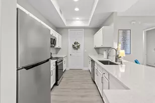 10480 SW Stephanie Way, Port Saint Lucie, FL 34987 - Photo 5