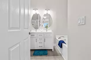 10480 SW Stephanie Way, Port Saint Lucie, FL 34987 - Photo 25