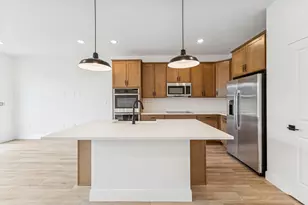 177 SE Birch Ter, Stuart, FL 34997 - Photo 9