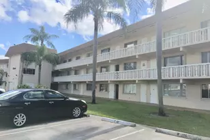 400 Village Green Cir W, Palm Springs, FL 33461 - Photo 1