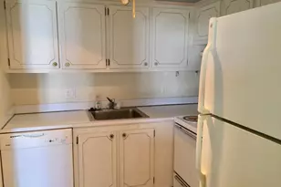 400 Village Green Cir W, Palm Springs, FL 33461 - Photo 3