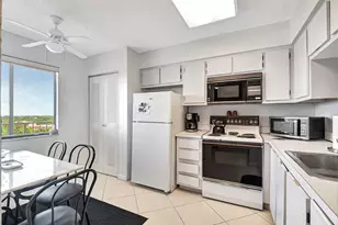 6866 Huntington Ln, Delray Beach, FL 33446 - Photo 25