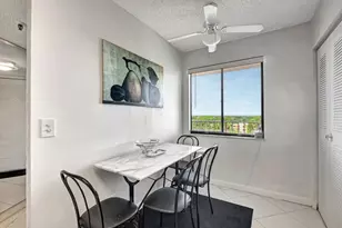 6866 Huntington Ln, Delray Beach, FL 33446 - Photo 27