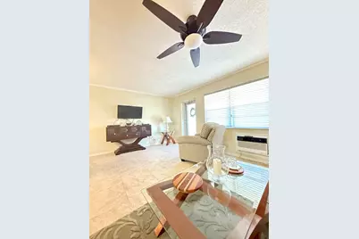 236 Kent N, West Palm Beach, FL 33417 - Photo 5