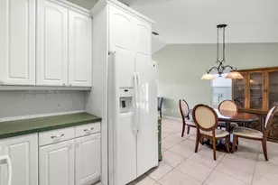 6760 SE Lillian Ct, Stuart, FL 34997 - Photo 23