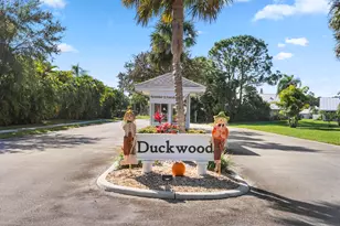 6760 SE Lillian Ct, Stuart, FL 34997 - Photo 5