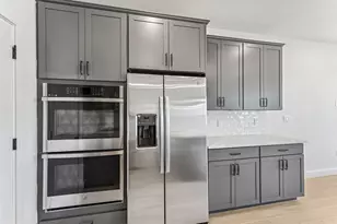 179 SE Birch Ter, Stuart, FL 34997 - Photo 9