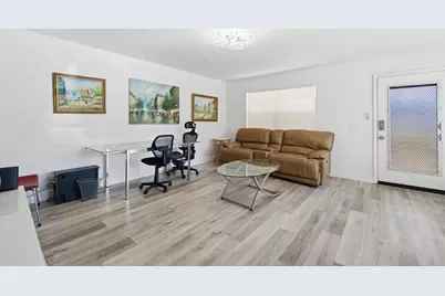 193 Burgundy E, Delray Beach, FL 33484 - Photo 13