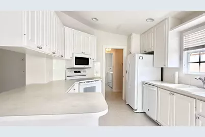 7701 Pine Island Way, West Palm Beach, FL 33411 - Photo 5