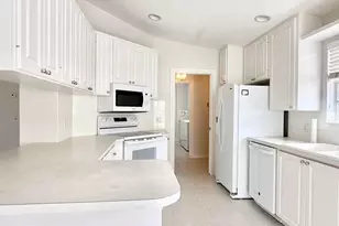 7701 Pine Island Way, West Palm Beach, FL 33411 - Photo 5