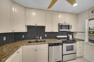 9262 Vista Del Lago, Boca Raton, FL 33428 - Photo 5