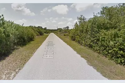 13282 High Springs Avenue, Port Charlotte, FL 33981 - Photo 3