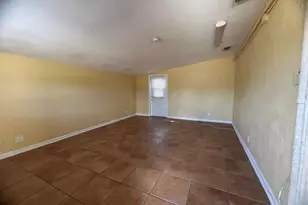 4052 Collin Dr, West Palm Beach, FL 33406 - Photo 3