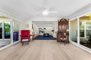 13731 Eastpointe Way, Palm Beach Gardens, FL 33418 - Photo 9