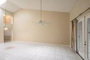 1657 SW Harbour Isles Cir, Port Saint Lucie, FL 34986 - Photo 13