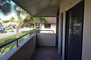 12661 Westhampton Cir, Wellington, FL 33414 - Photo 27