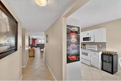 4745 Lucerne Lakes Boulevard #103, Lake Worth, FL 33467 - Photo 5