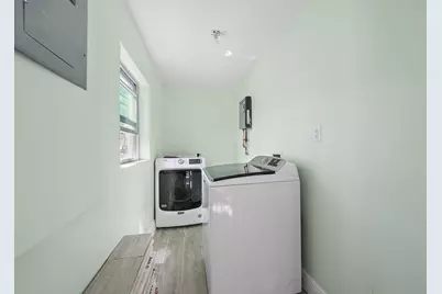 135 E 28th Street, Riviera Beach, FL 33404 - Photo 17