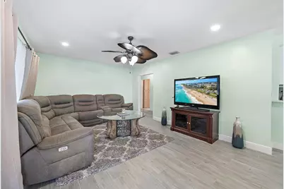 135 E 28th Street, Riviera Beach, FL 33404 - Photo 7