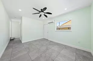 135 E 28th St, Riviera Beach, FL 33404 - Photo 25