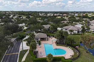 27 Clinton Ct, Royal Palm Beach, FL 33411 - Photo 13