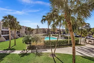 220 Lakeview Dr, Weston, FL 33326 - Photo 29