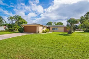 4526 43rd Ct, Vero Beach, FL 32967 - Photo 1