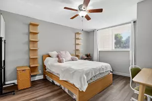 9450 Poinciana Pl, Davie, FL 33324 - Photo 15