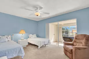 1255 NW Sun Terrace Cir, Port Saint Lucie, FL 34986 - Photo 27