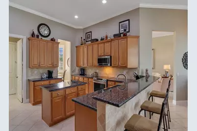 9314 Briarcliff Trace, Port Saint Lucie, FL 34986 - Photo 11