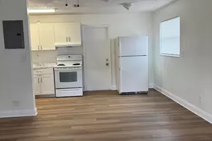 2632 NW 18th Terrace, Oakland Park, FL 33311 - Photo 3