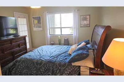 3138 Via Poinciana #209, Lake Worth, FL 33467 - Photo 23