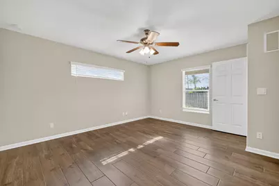 418 SW Fields Avenue, Port Saint Lucie, FL 34953 - Photo 23