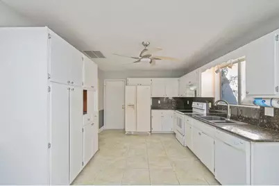 130 Scranton Street, Fort Walton Beach, FL 32547 - Photo 9