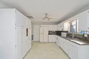 130 Scranton St, Fort Walton Beach, FL 32547 - Photo 9