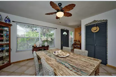 1320 Coral Park Lane Lane #301, Vero Beach, FL 32963 - Photo 5