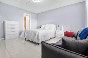 140 Lake Nancy Ln, West Palm Beach, FL 33411 - Photo 7