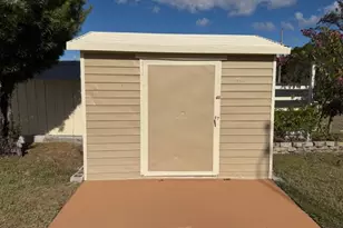 340 Hickory Ridge Dr, Sebring, FL 33876 - Photo 17