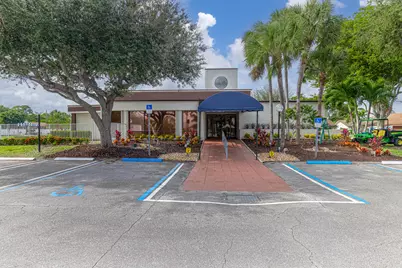 6335 Tall Cypress Circle, Greenacres, FL 33463 - Photo 23