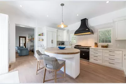 130 Brazilian Avenue, Palm Beach, FL 33480 - Photo 11