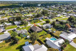 452 SE Asbury Ln, Port Saint Lucie, FL 34983 - Photo 45