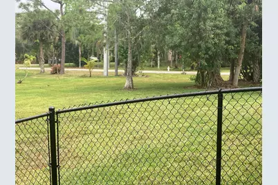 8671 155th Place N, Palm Beach Gardens, FL 33418 - Photo 87