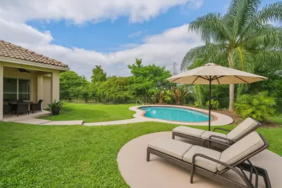 8671 155th Place N, Palm Beach Gardens, FL 33418 - Photo 23