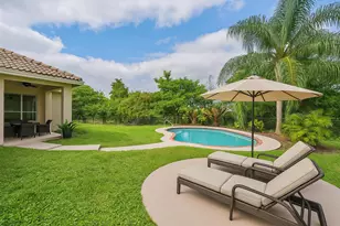 8671 155th Pl N, Palm Beach Gardens, FL 33418 - Photo 23