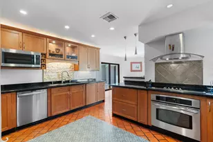 815 Tangerine Way, Delray Beach, FL 33483 - Photo 17