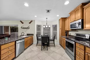 1622 S S Club Dr Dr, Wellington, FL 33414 - Photo 9