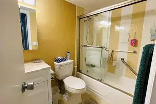 11 Golfs Edge, West Palm Beach, FL 33417 - Photo 11